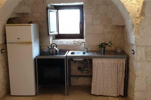 Delizioso Trullo Al Centro Della Valle D'itria