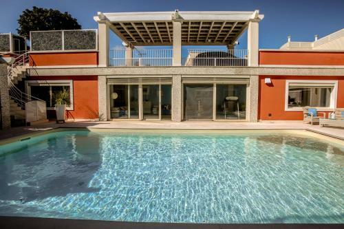 Villa Caraitria