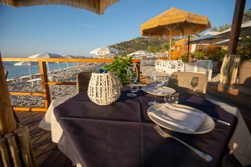 Ferienwohnung Ulivo Mit Pool Und Privatstrand