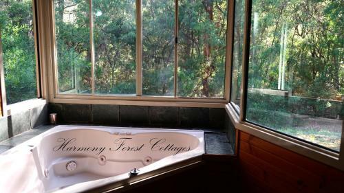 Hotel Harmony Forest Cottages