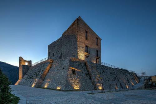 Magnifica Casa