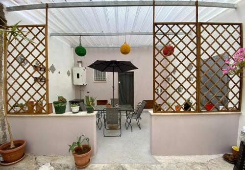 Hostal Seacily House