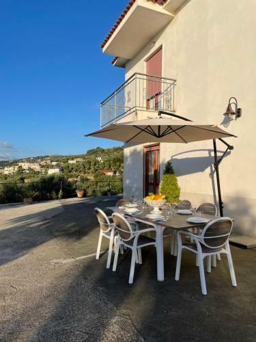 Loren House, Relaxing Location With Seaview