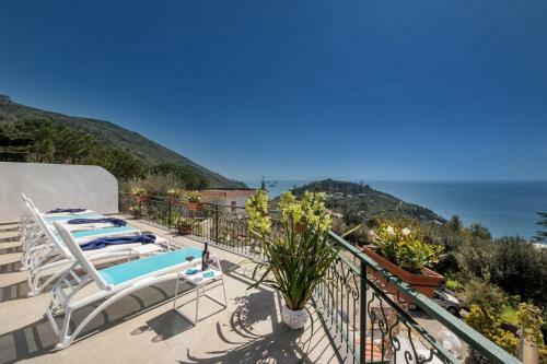 Villa Farfalla 10