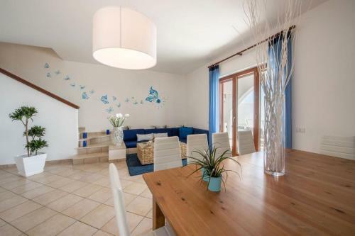 Villa Farfalla 10