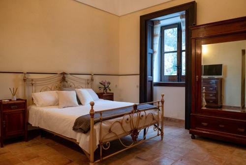 Villa Lubrense Luxury Home