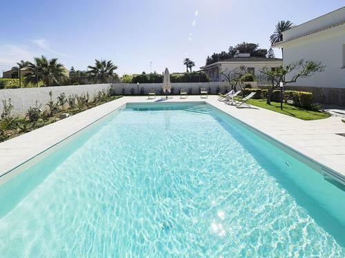 Spacious Holiday Home In Marsala With Private Pool