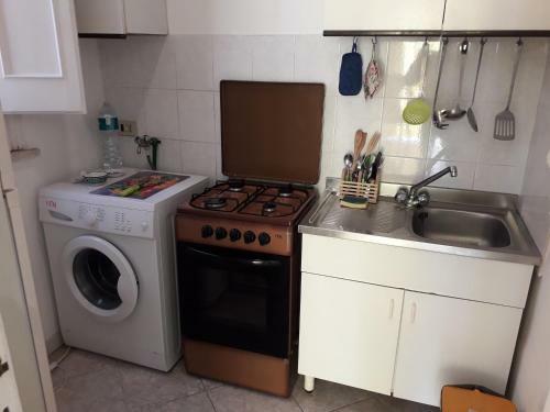 Hostal Guest House Porto Marsala