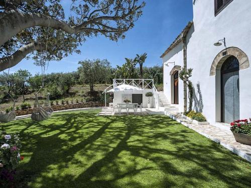 Inviting Holiday Home In Marsala With Private Pool