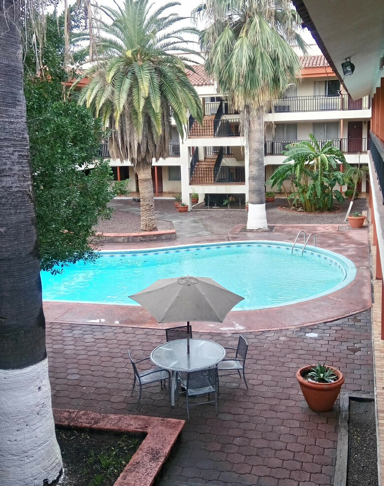Hotel Bugambilia