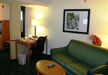 Hotel Fairfield Inn & Suites Cleveland Avon