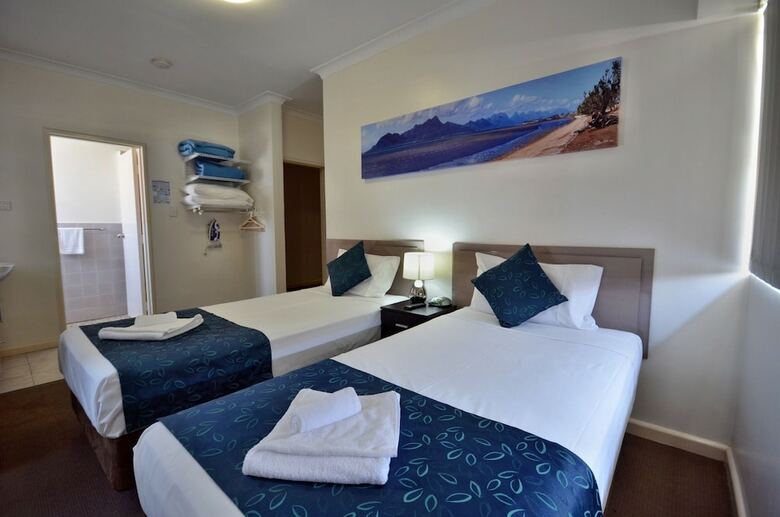 Hotel Lees Motel