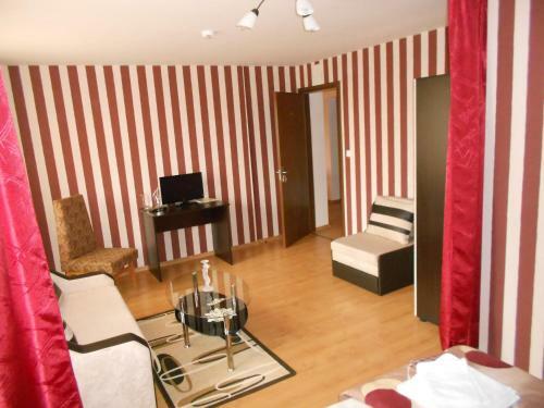 Hostal Nenchova Guest House