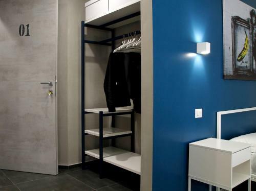 Hostal Central Rooms Matera
