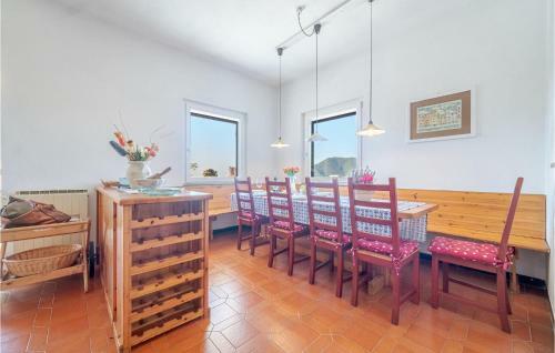 Stunning Home In Moneglia With 3 Bedrooms