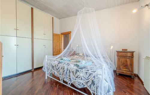 Stunning Home In Moneglia With 3 Bedrooms