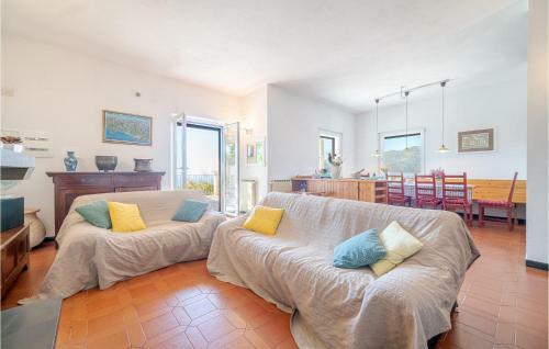 Stunning Home In Moneglia With 3 Bedrooms