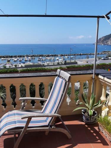 Cinque Terre Moneglia Apartment Splendid Seaview