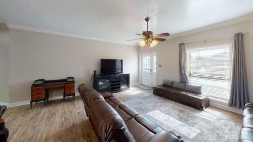 Apartamento Custom Built Home In Lake Charles!