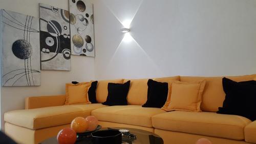 Luxury Apartment - Broletto 39