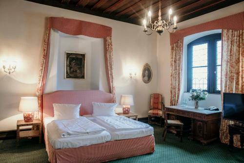 Schlosshotel G�tzenburg