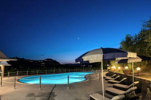Alfresco Luxury Villa With Heated Pool