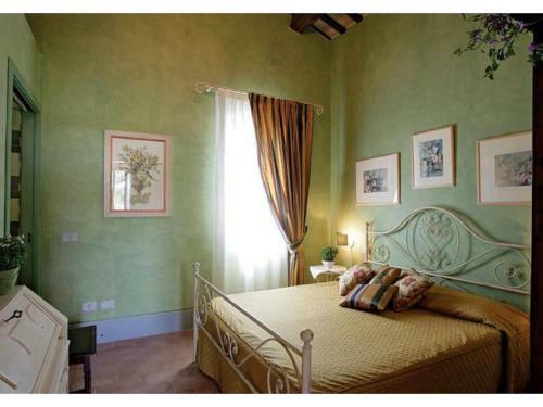 Holiday Home In Monteroberto With A Private Swimming Pool