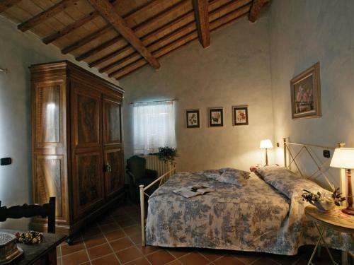 Holiday Home In Monteroberto With A Private Swimming Pool