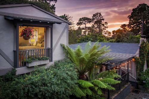 Bed & Breakfast Carmel Country Inn