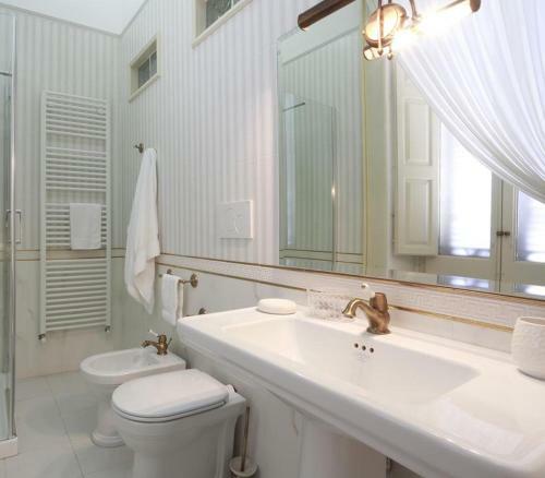 Bed & Breakfast Person� Palace Restyling