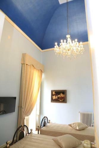Bed & Breakfast Person� Palace Restyling