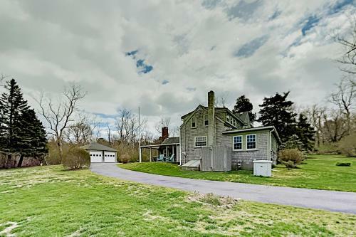 Cape Landing Cottage