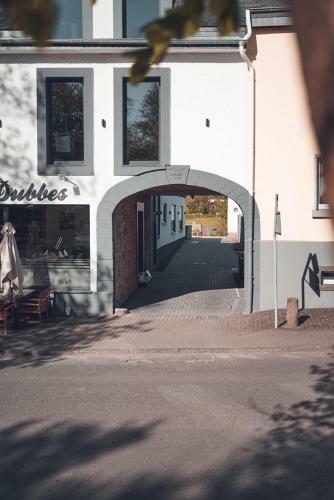 3h Hotels