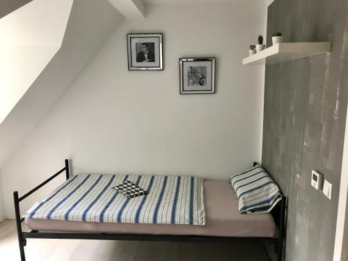 B-hostel