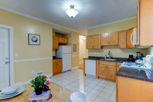 Spacious Apartments Near Ashmont - Evonify Stays