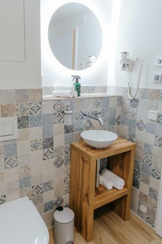 Hostal Village Turmzimmer