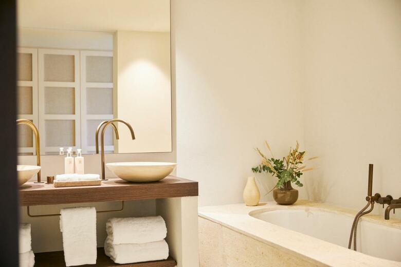 La Zambra Hotel In The Unbound Collection By Hyatt