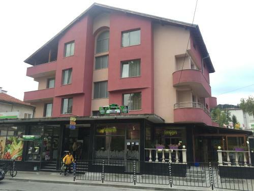 Hostal Vesinel Guest House