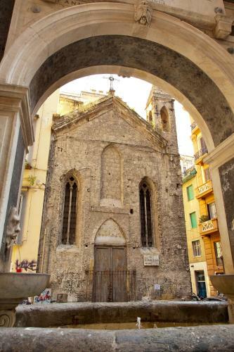 Le Piazze Di Napoli Apartment