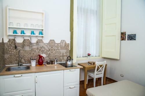 Domus Donnaregina Apartments