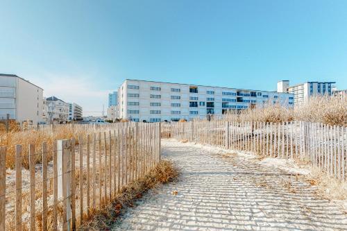 Breakwater II 103