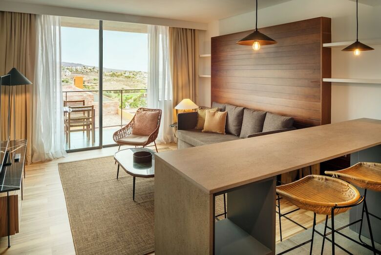 Salobre Hotel Resort & Serenity
