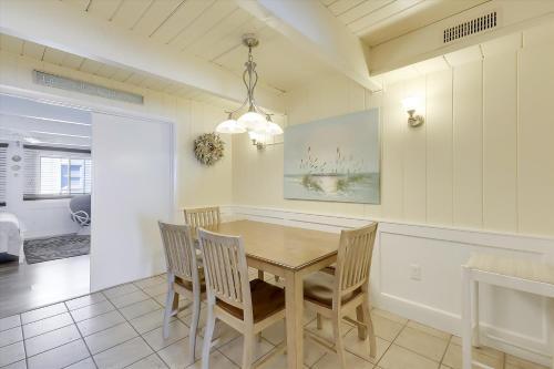 Sea Village 4