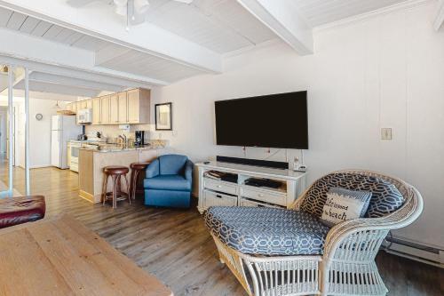 Ocean Colony 29