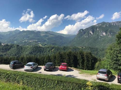 Val Taleggio Appartamento Con 8 Posti Letto + Camino