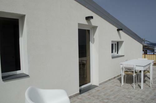 Ansise Apartments