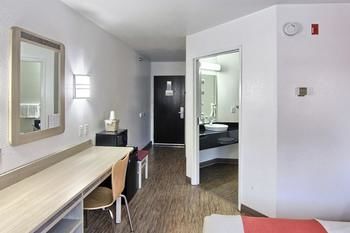 Motel 6 Traverse City