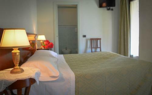 Hostal Velia Mare