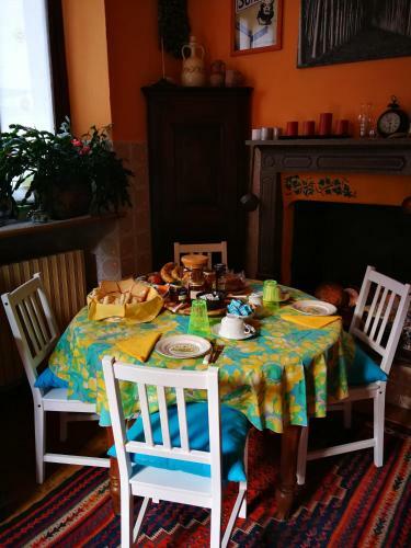 Hostal Zizzihome Bed And Breakfast