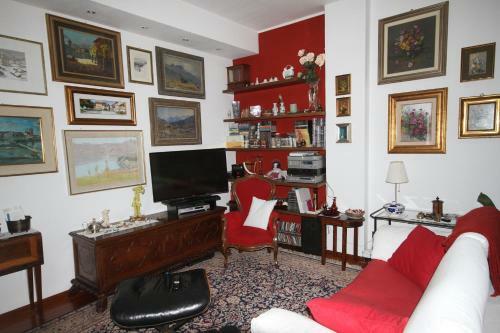 Hostal Zizzihome Bed And Breakfast